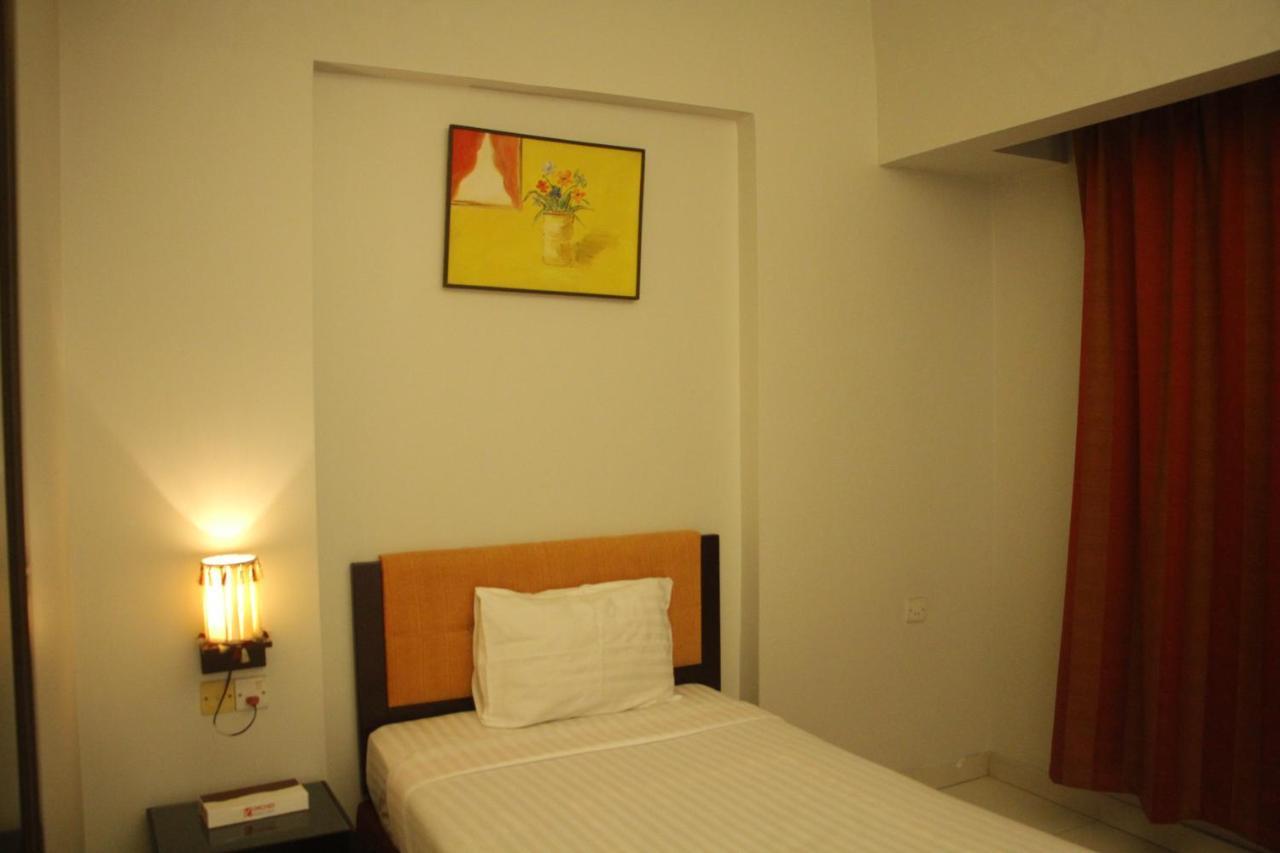 Orchid Business Hotel Chittagong Exterior photo