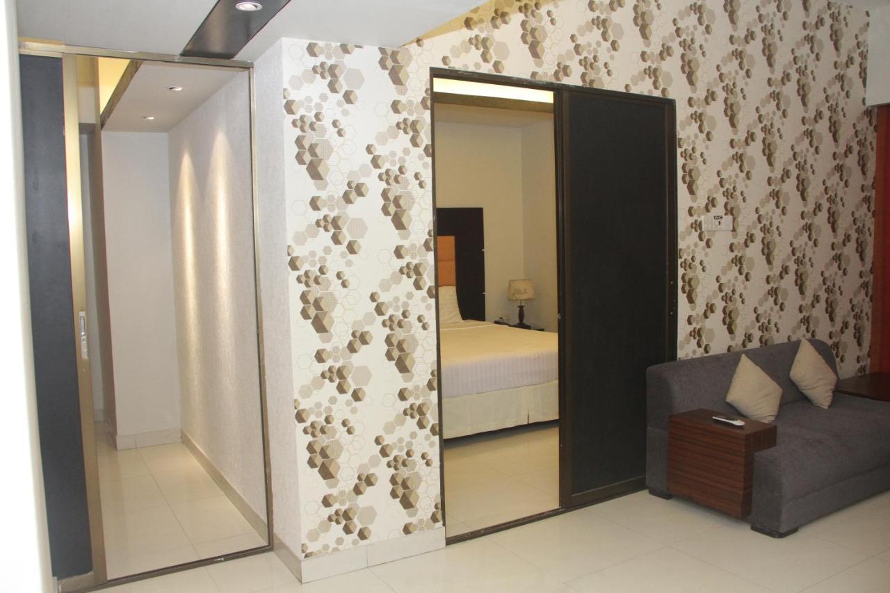 Orchid Business Hotel Chittagong Exterior photo