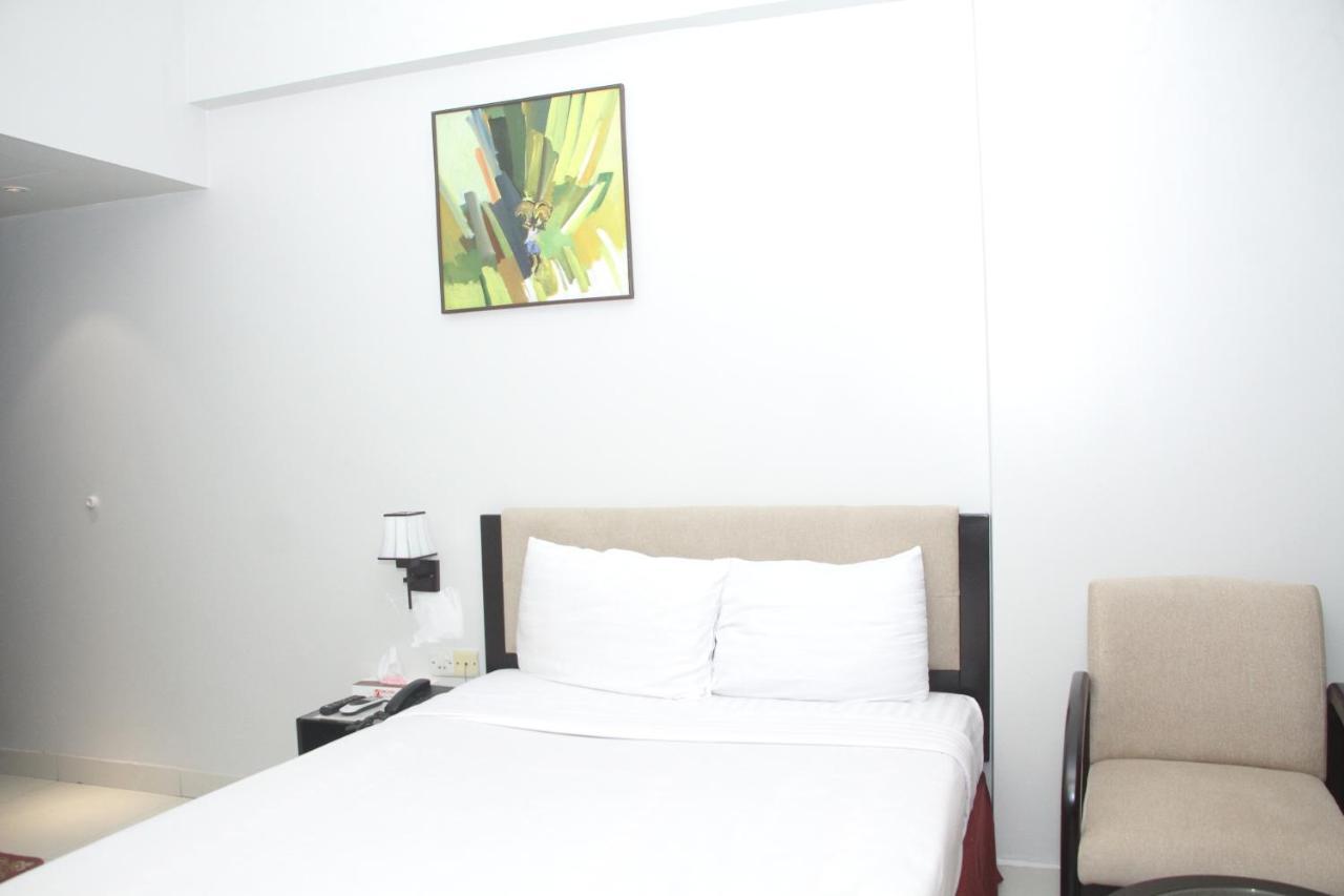 Orchid Business Hotel Chittagong Exterior photo